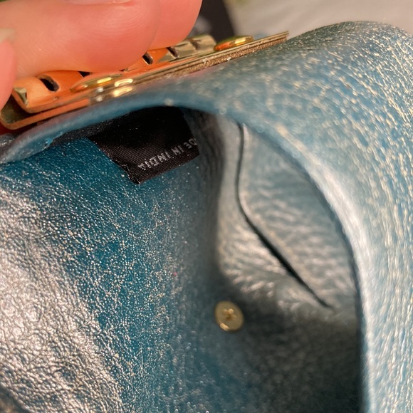 ❤️ Prada Key Holder Clip On Wallet ❤️ - Picture 9 of 15